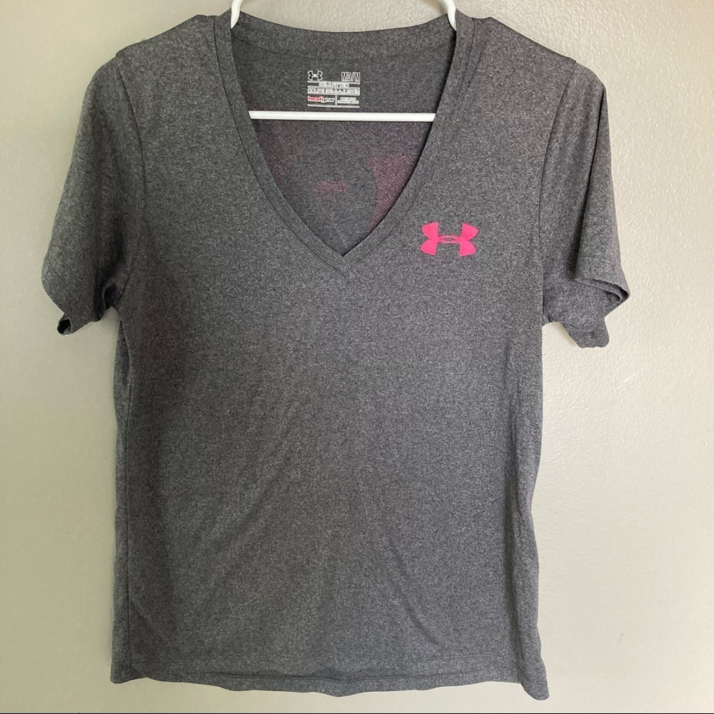 Under Armour Semi-Fitted Tee